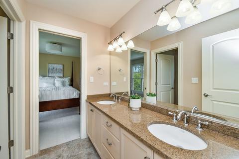 105 Travers Ave, Wheaton, IL 60187 photo 21