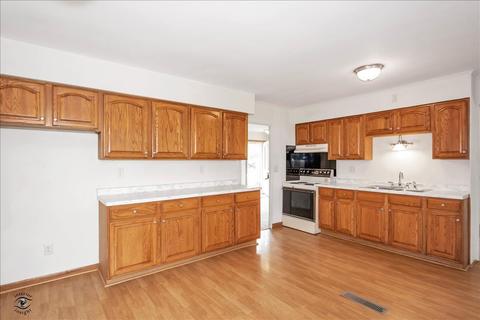 112 S Laurel Rd, Kankakee, IL 60901 photo 11