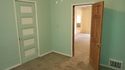 1035 E Main St, Clinton, IL 61727 photo 5