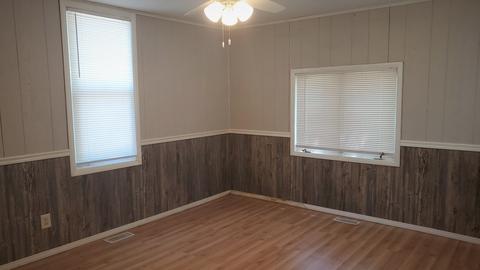 1035 E Main St, Clinton, IL 61727 photo 8
