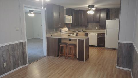 1035 E Main St, Clinton, IL 61727 photo 9