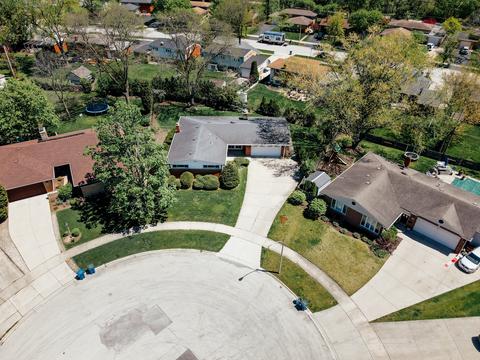 416 E Atwater Ave, Elmhurst, IL 60126 photo 2