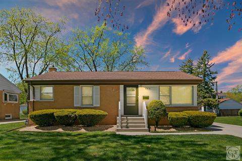 564 Pinehurst Dr, Des Plaines, IL 60016 photo 1