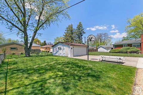 564 Pinehurst Dr, Des Plaines, IL 60016 photo 18