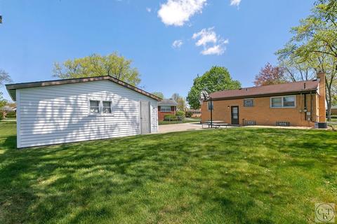 564 Pinehurst Dr, Des Plaines, IL 60016 photo 19