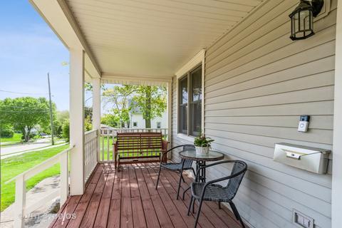 216 E 20th Ct, Lockport, IL 60441 photo 2