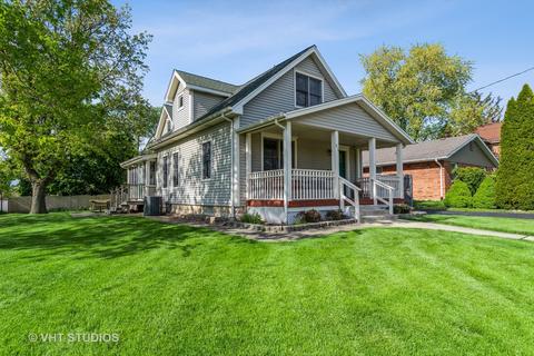 216 E 20th Ct, Lockport, IL 60441 photo 1
