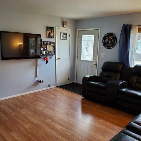 397 E Montana Ave, Glendale Heights, IL 60139 photo 2