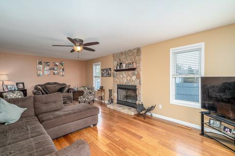 2117 Three Forks Dr, Plainfield, IL 60586 photo 8
