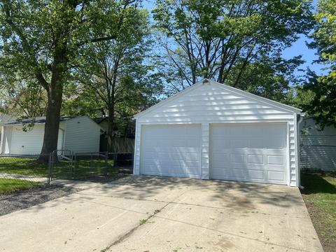 918 E Locust St, Bloomington, IL 61701 photo 7
