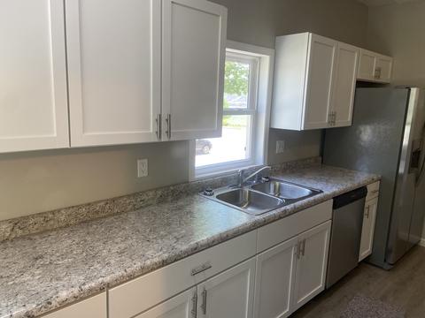 918 E Locust St, Bloomington, IL 61701 photo 14