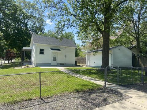 918 E Locust St, Bloomington, IL 61701 photo 5