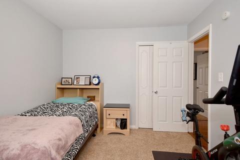 1285 Newcastle Ln, Hoffman Estates, IL 60169 photo 13