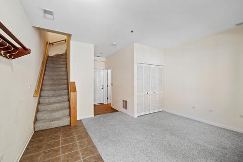 317 E 17th St, Chicago, IL 60616 photo 37