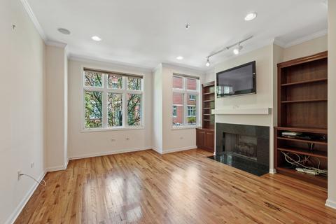317 E 17th St, Chicago, IL 60616 photo 5