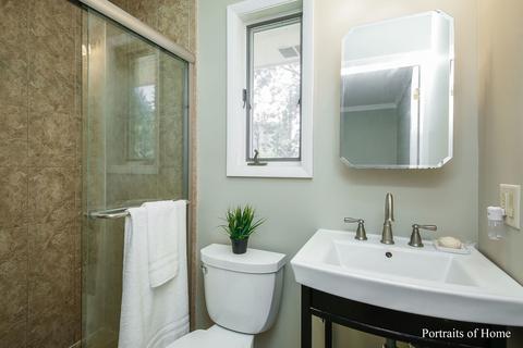 706 Webster Ave, Wheaton, IL 60187 photo 14