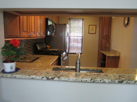 211 Half Moon Cir, Aurora, IL 60504 photo 7