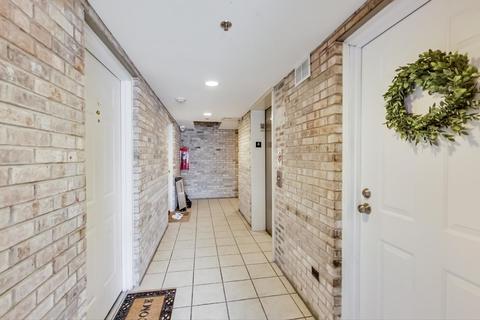 7326 40th St #4D, Lyons, IL 60534 photo 2