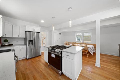 4636 Custer Ave, Brookfield, IL 60513 photo 6