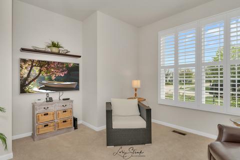 2528 Edgewater Dr, Elgin, IL 60124 photo 9