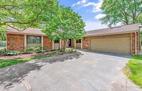 485 E Granville Ave, Roselle, IL 60172 photo 2