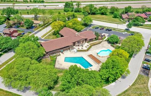 485 E Granville Ave, Roselle, IL 60172 photo 42