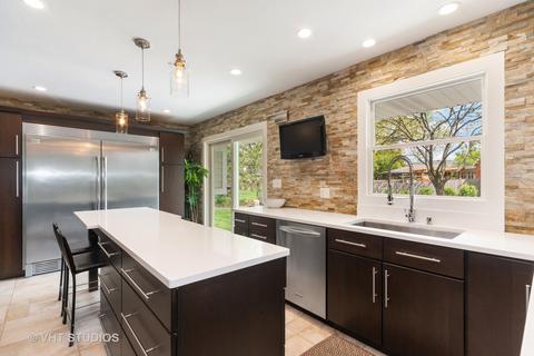 459 E Allison St, Elmhurst, IL 60126 photo 5