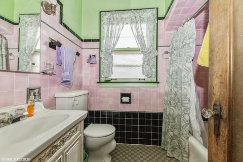 9410 S Charles St, Chicago, IL 60643 photo 5