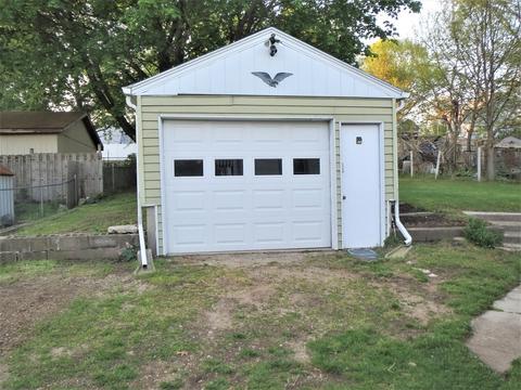 413 E 7th St, Dixon, IL 61021 photo 15