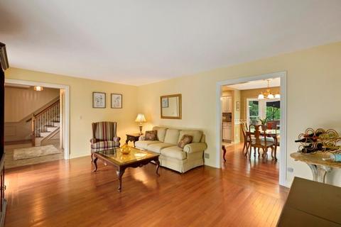 521 Jervey Ln, Bartlett, IL 60103 photo 6
