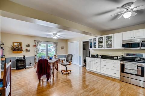 3808 W Millstream Dr, Mchenry, IL 60050 photo 8