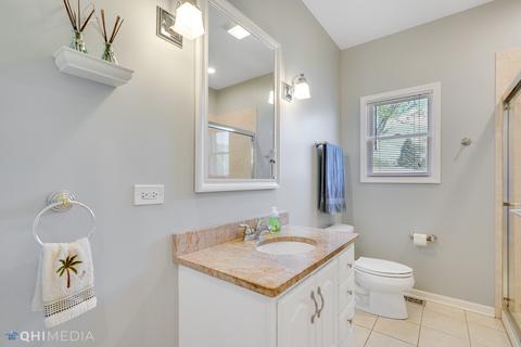 511 Holly Ave, Mount Prospect, IL 60056 photo 11