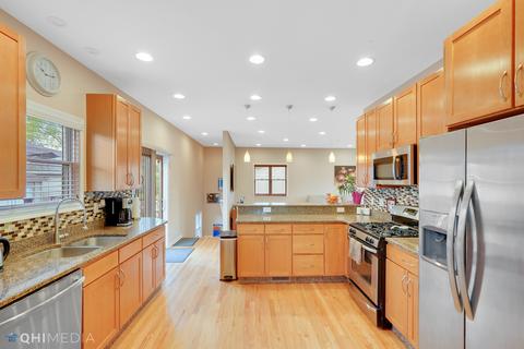 511 Holly Ave, Mount Prospect, IL 60056 photo 8