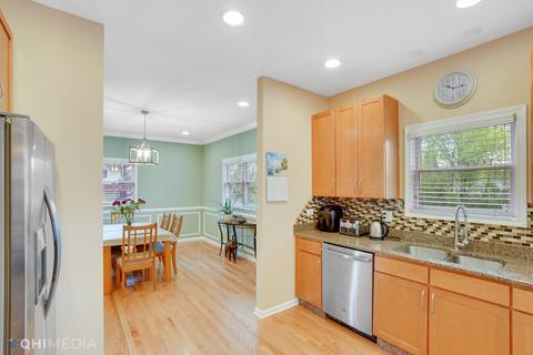 511 Holly Ave, Mount Prospect, IL 60056 photo 9