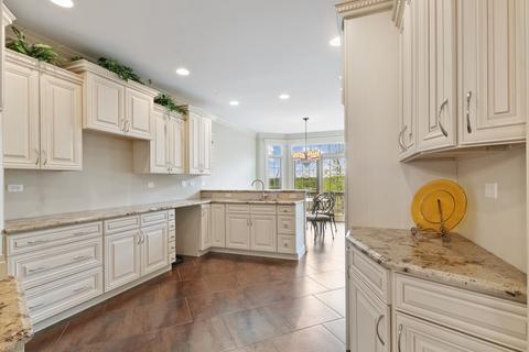 1837 Rizzi Ln, Bartlett, IL 60103 photo 5