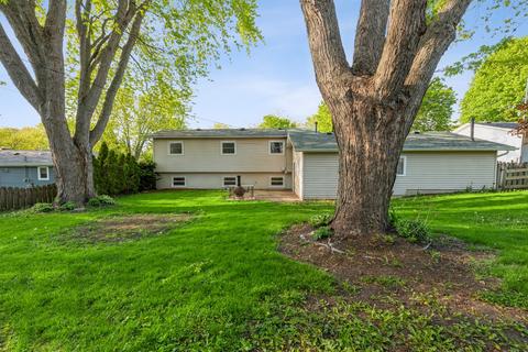 3707 Anne St, Mchenry, IL 60050 photo 12