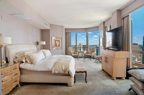 21 E Huron St #3305, Chicago, IL 60611 photo 16