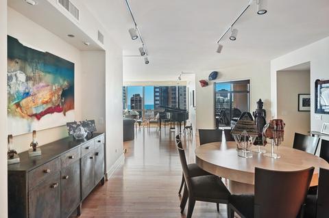 21 E Huron St #3305, Chicago, IL 60611 photo 9