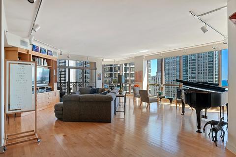 21 E Huron St #3305, Chicago, IL 60611 photo 2