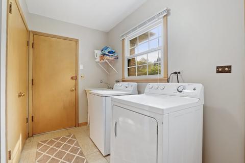 2931 Cherry Ln, Northbrook, IL 60062 photo 13