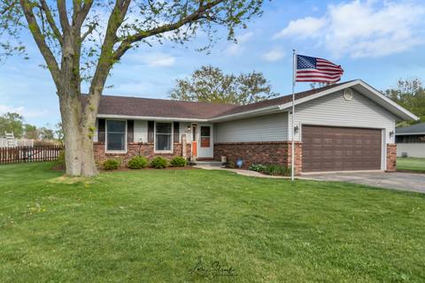 514 N Monroe St, Gardner, IL 60424 photo 1
