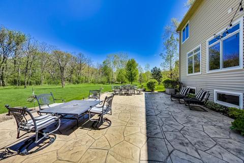 340 Greenfeather Ln, Elgin, IL 60120 photo 57