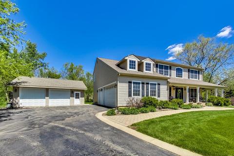 340 Greenfeather Ln, Elgin, IL 60120 photo 2