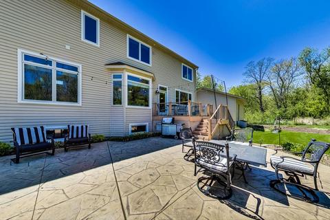 340 Greenfeather Ln, Elgin, IL 60120 photo 59