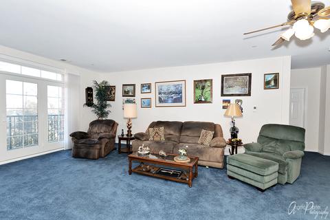 660 Mchenry Rd #304, Wheeling, IL 60090 photo 6