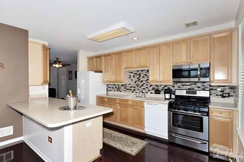 660 Mchenry Rd #304, Wheeling, IL 60090 photo 13