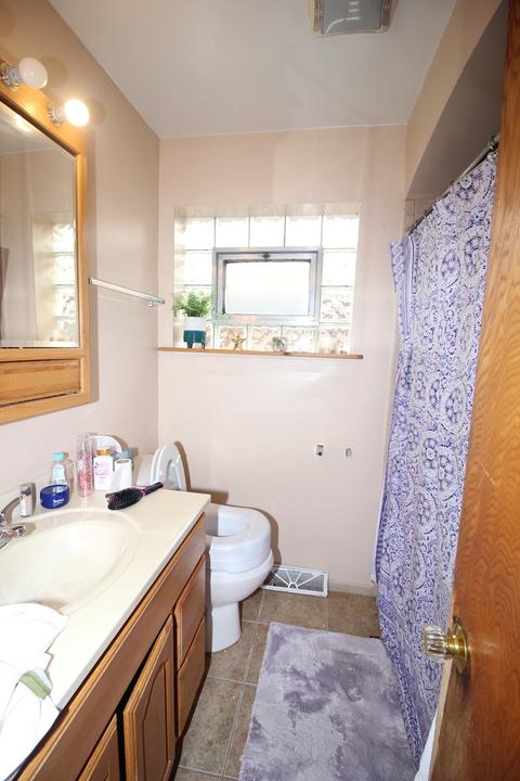 11501 S Artesian Ave, Chicago, IL 60655 photo 11