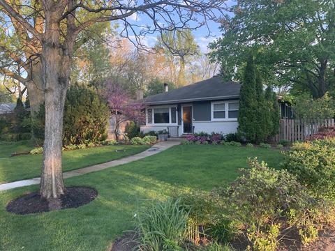 3320 Colfax Pl, Evanston, IL 60201 photo 1