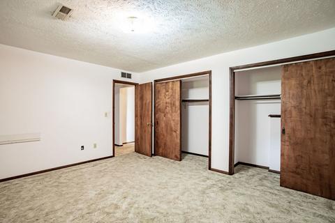 109 Cheltenham Dr, Normal, IL 61761 photo 41
