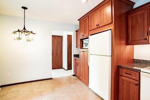 109 Cheltenham Dr, Normal, IL 61761 photo 22